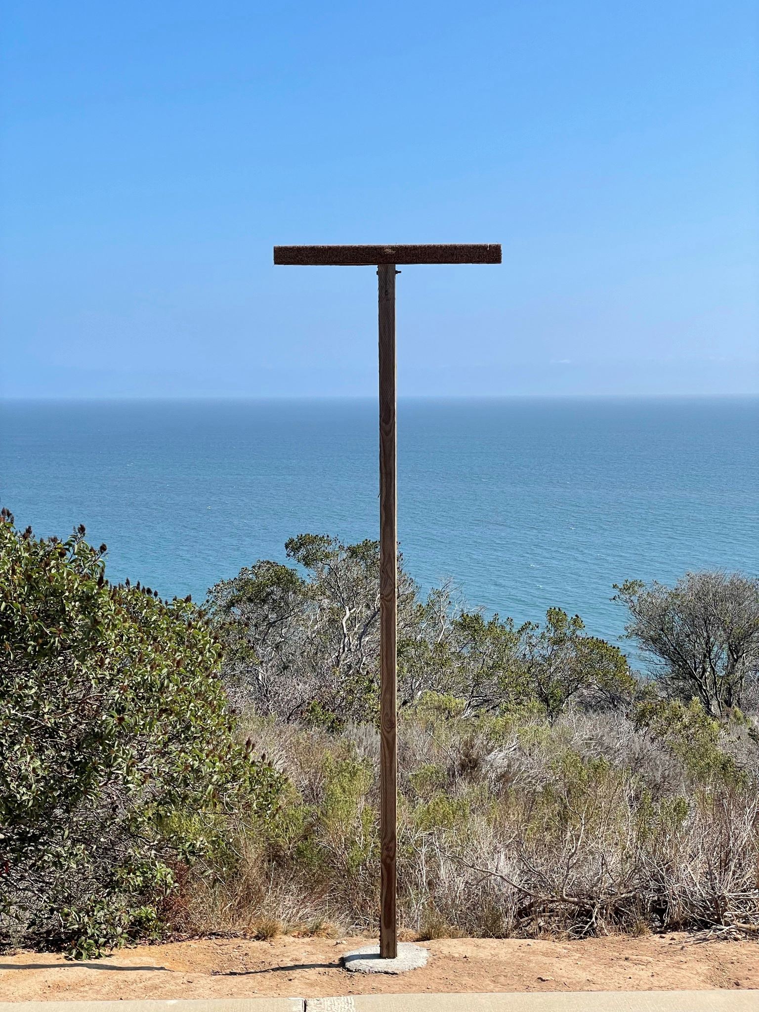 Raptor Post at Malibu Bluffs Park